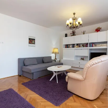 Melita Lara By Interhome * טרוגיר