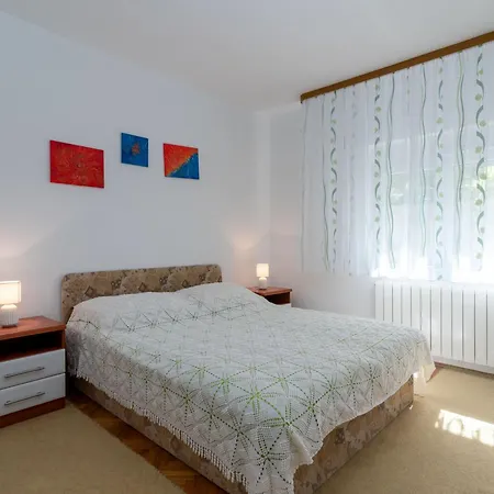 Apartman Melita Lara By Interhome Trogir